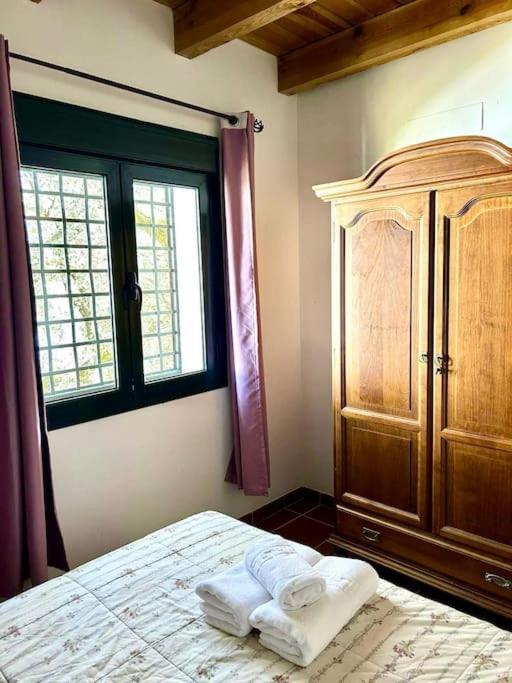 Hispalis Villa En Aracena La Umbria  المظهر الخارجي الصورة