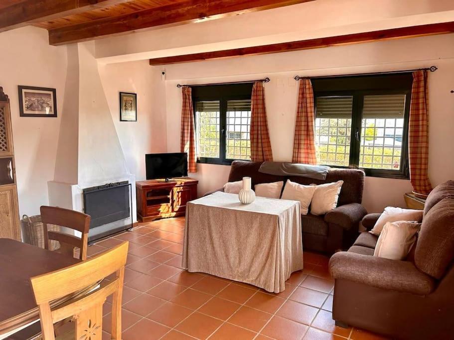 Hispalis Villa En Aracena La Umbria  المظهر الخارجي الصورة